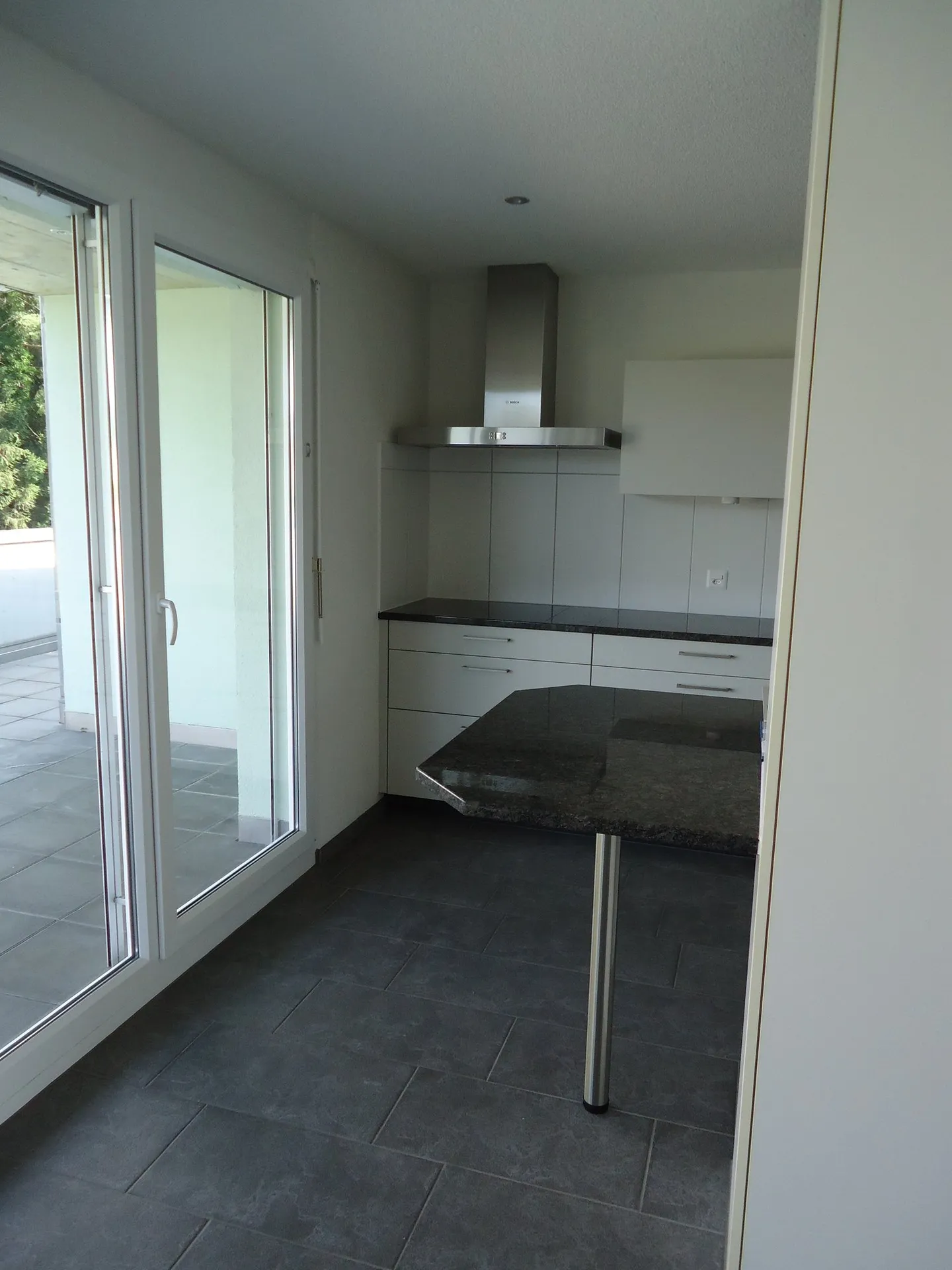 Your new home: Large feel-good penthouse with a view of the greenery - Photo 13 of 21