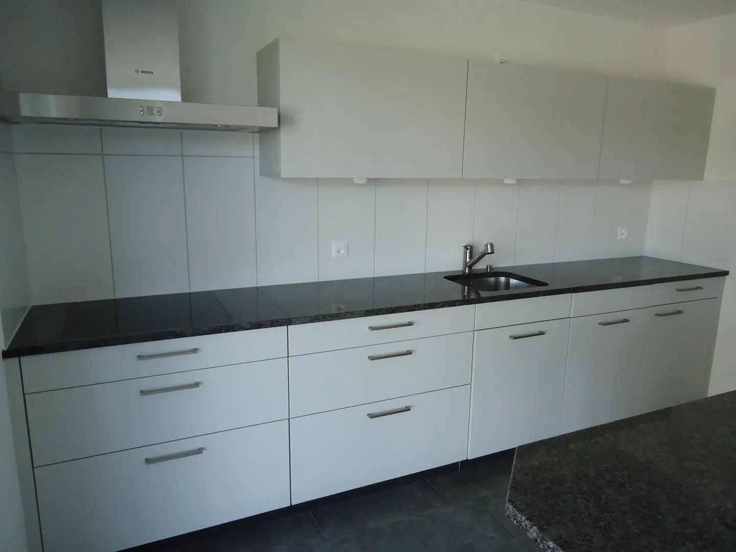 Your new home: Large feel-good penthouse with a view of the greenery - Photo 14 of 21