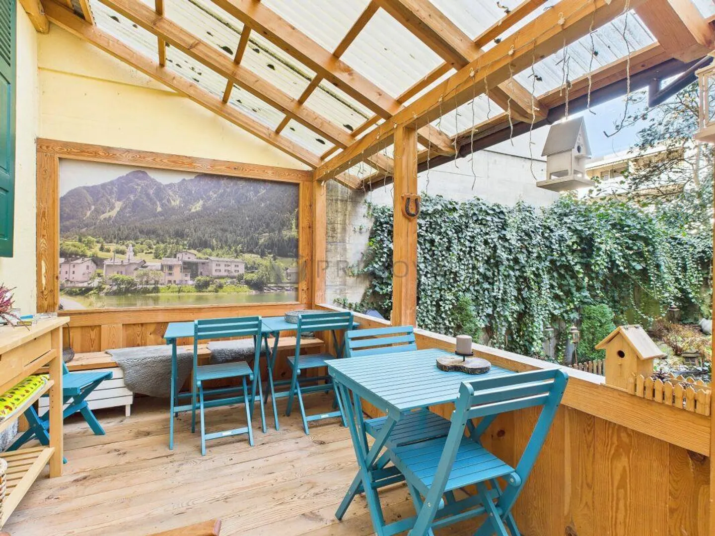 Townhouse jewel with its own garden area in immediate proximity to the SBB train station - Photo 5 of 10