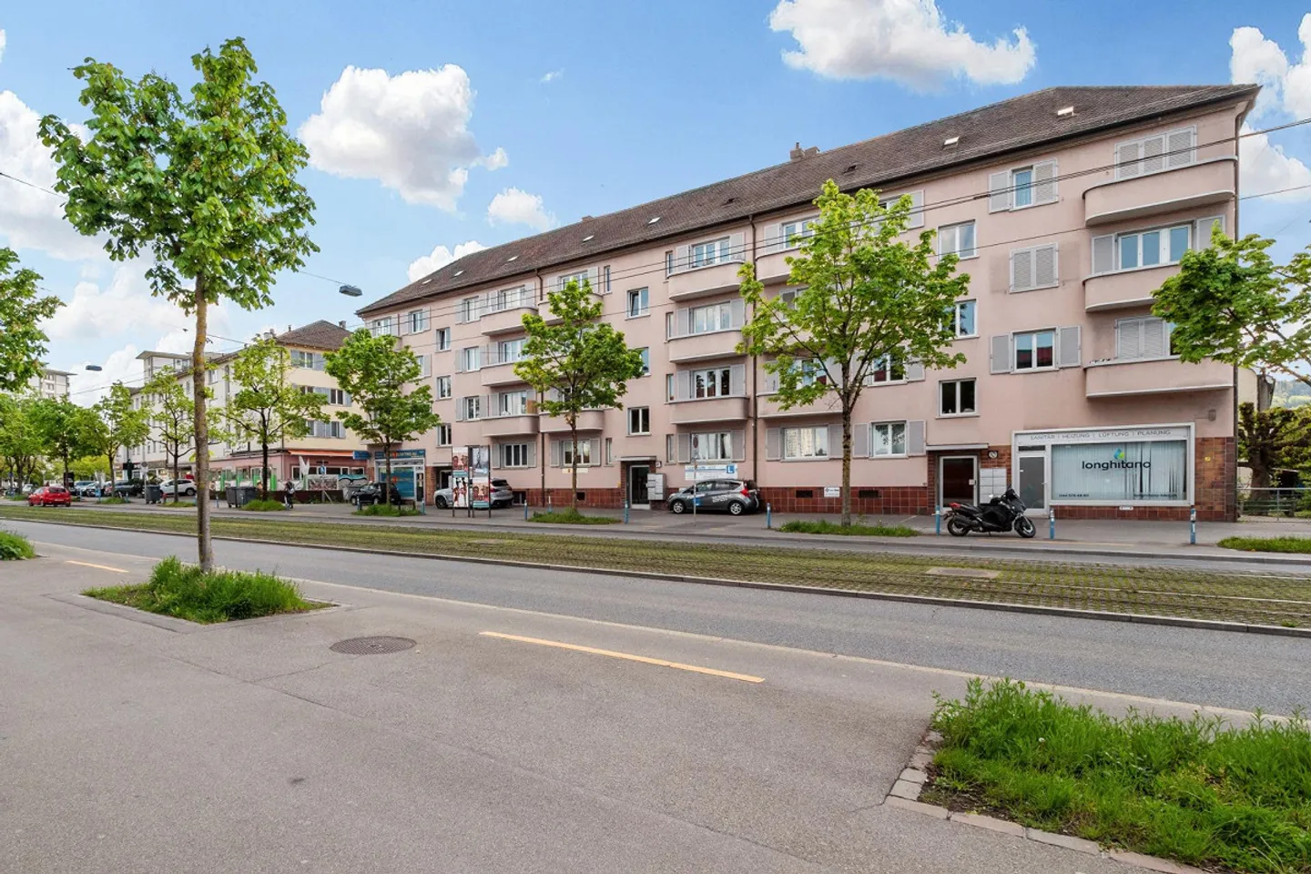 Appartement temporaire de 3 pièces au 3ème étage, à 8048 Zurich à louer jusqu'au 30.09.2026 - Photo 1 sur 7