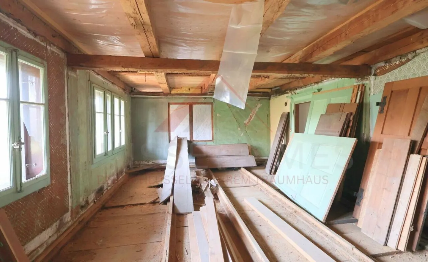 «Sanierungsobjekt mit genehmigtem Bauprojekt - Wohn- & Geschäftshaus in Urtenen-Schönbühl» - Foto 8 von 23