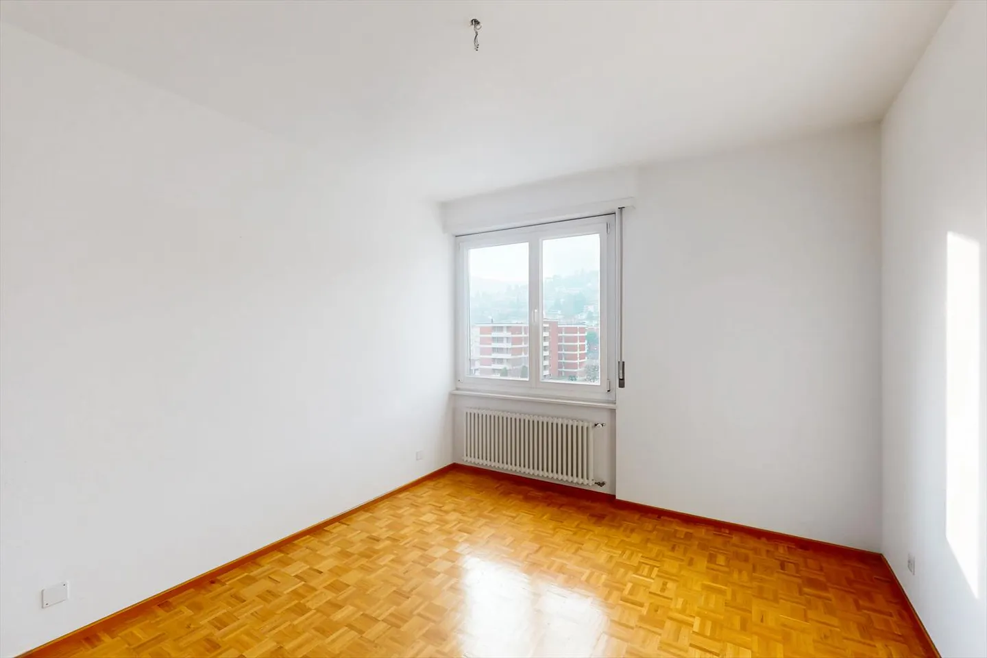 3.5 Room Apartment - Photo 7 of 10