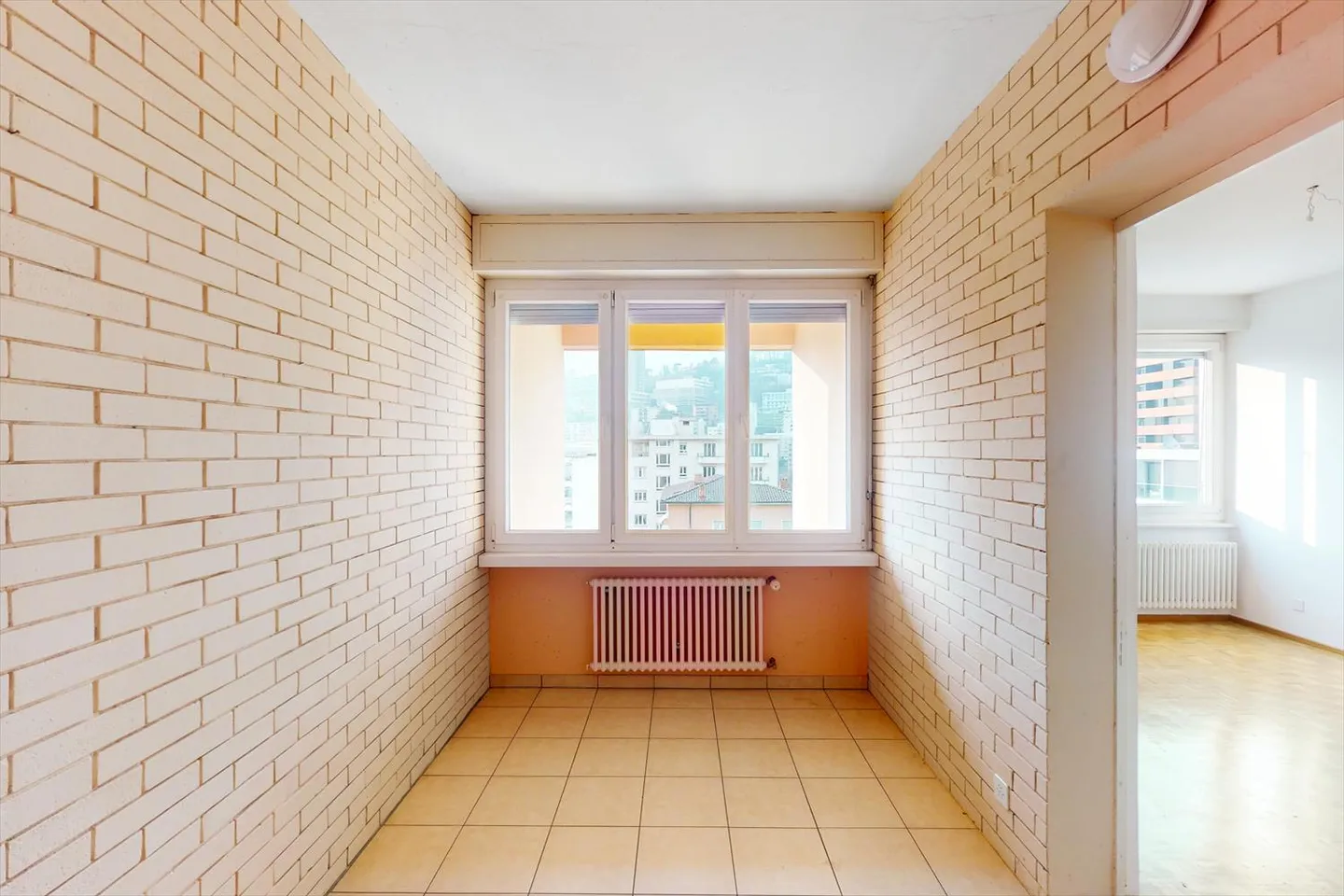 3.5 Room Apartment - Photo 9 of 10