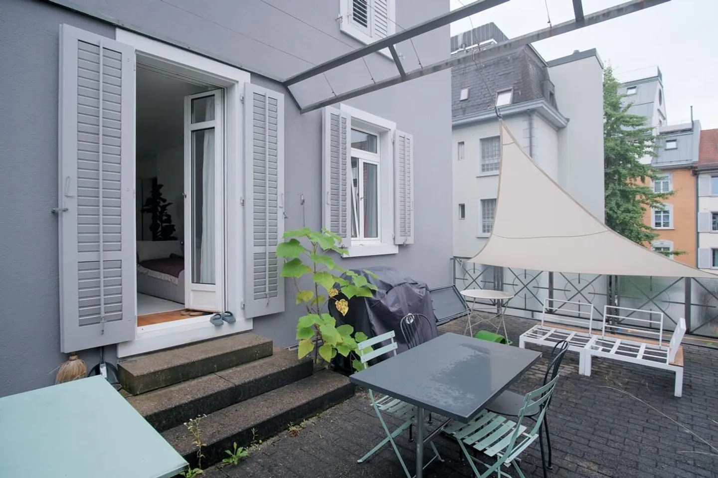Casa plurifamiliare a Zurigo-Wiedikon - Foto 4 di 6