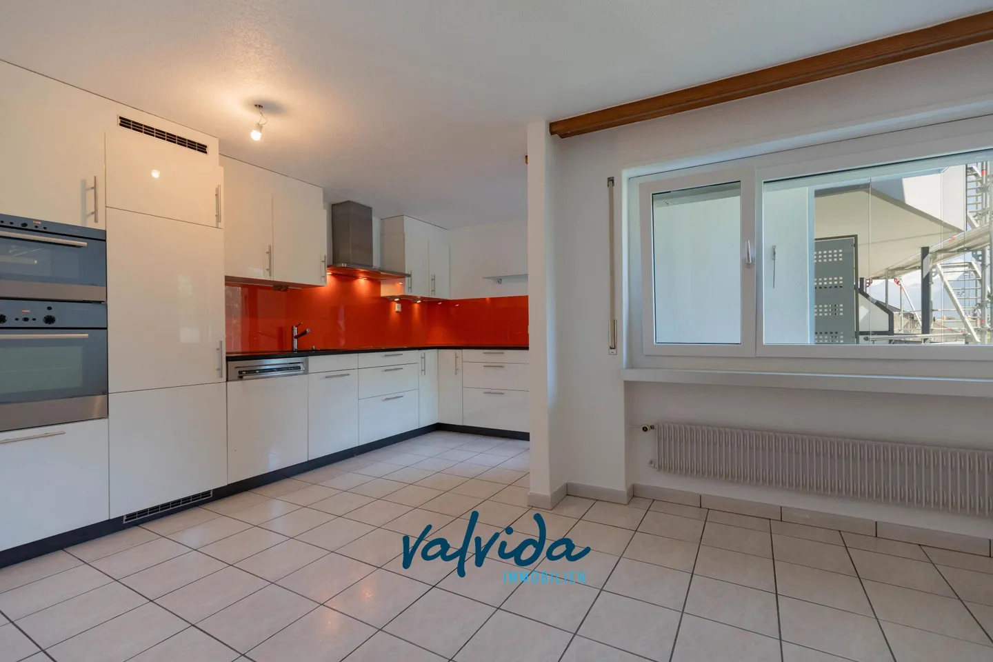 Appartamento 4.5 locali in una posizione tranquilla e soleggiata - Foto 1 di 8