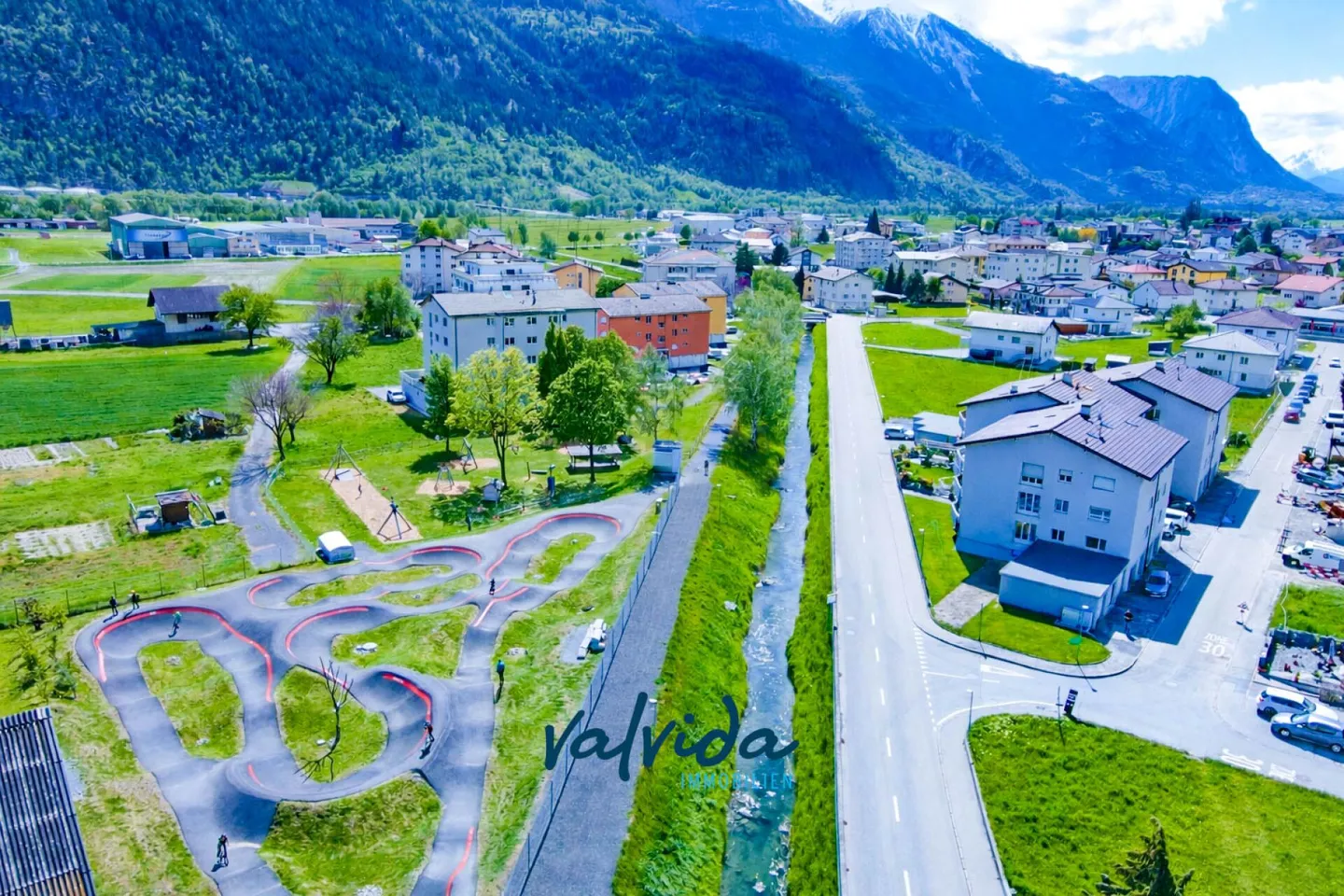 Appartamento 4.5 locali in una posizione tranquilla e soleggiata - Foto 8 di 8