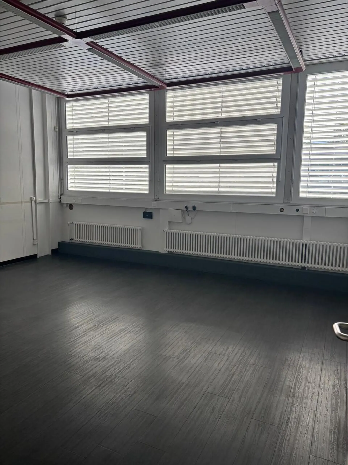 Gewerbefläche in Delémont - Foto 7 von 14