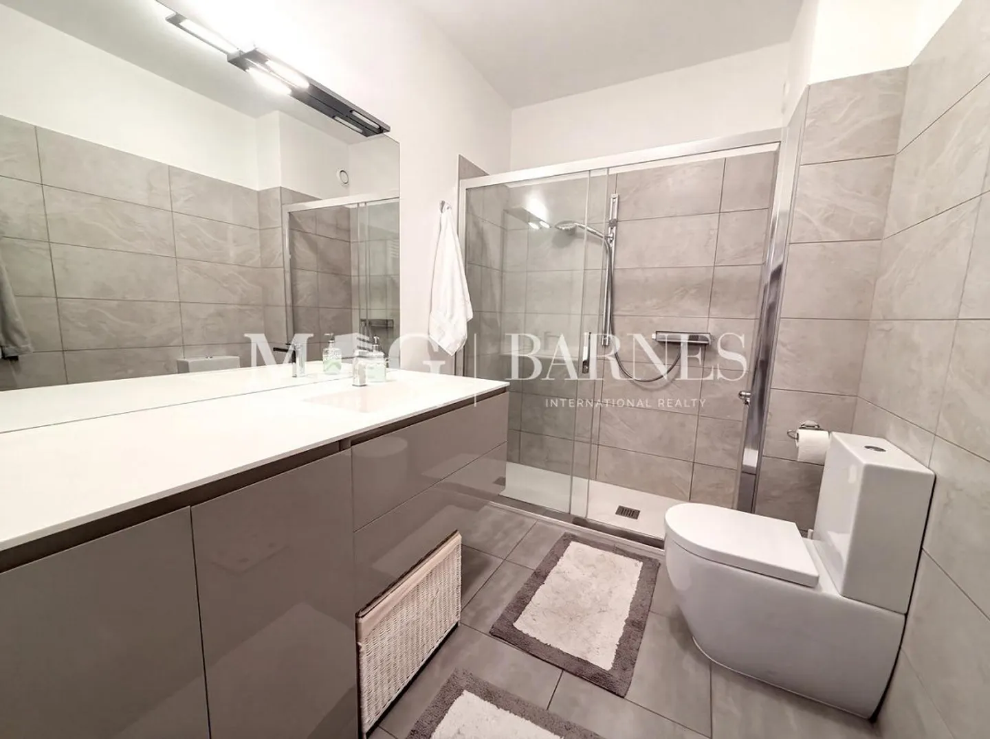 Appartement élégant près du lac de Lugano - Photo 7 sur 8