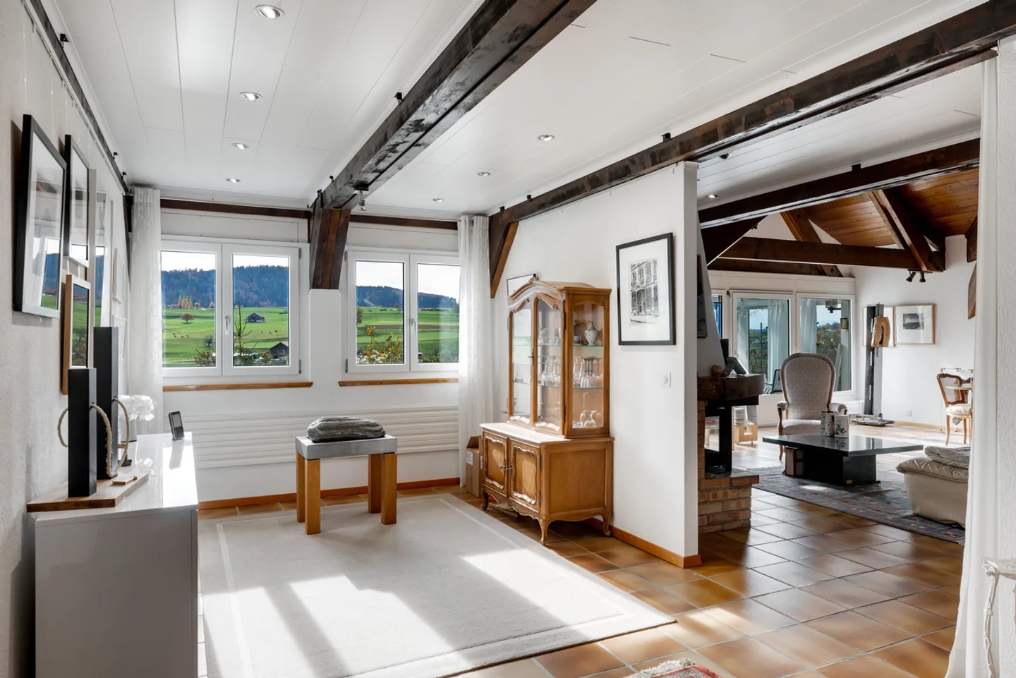 Family house with large workshop in the basement - Photo 3 of 13