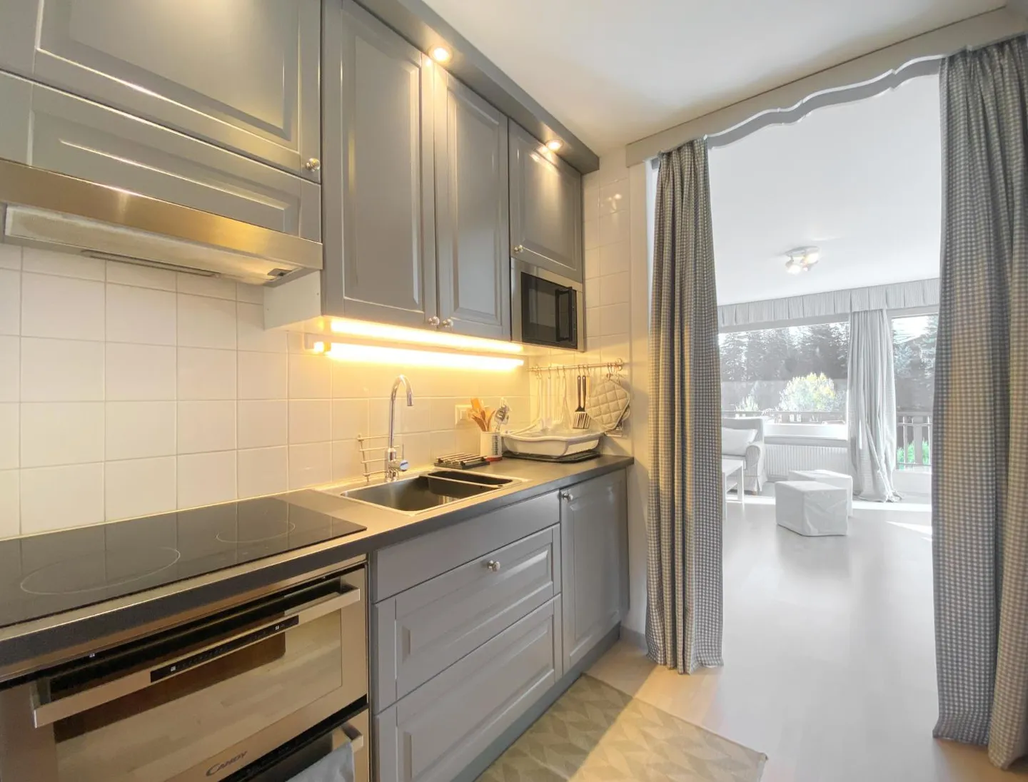 Studio 1.5 rooms - Photo 5 of 12