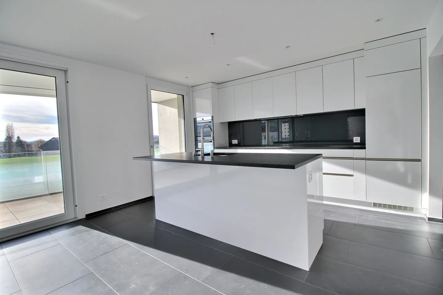 Magnificent 4.5-room apartment in Marly - Photo 2 of 11