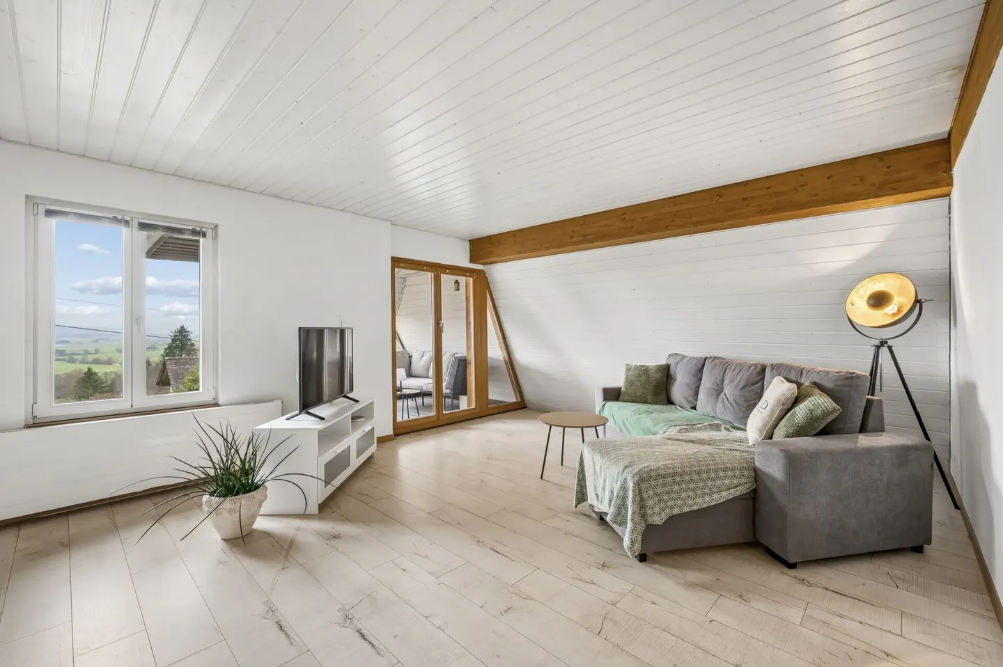 Former farmhouse with two residential units, outbuilding and versatile development potential - Photo 9 of 13