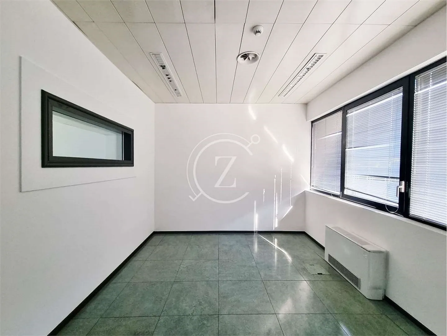 We rent administrative space of 272.25 sqm - Photo 6 of 7