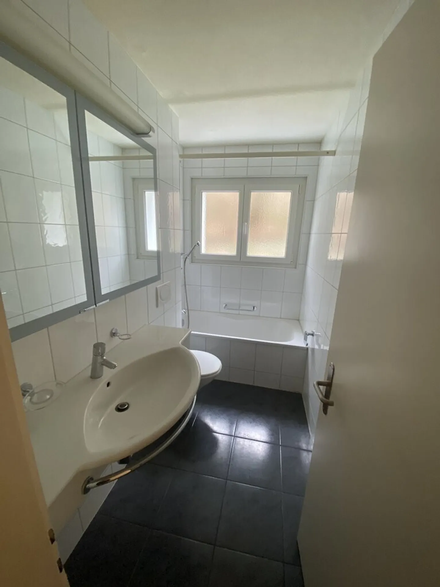 Appartement moderne 2 pièces - Photo 5 sur 7