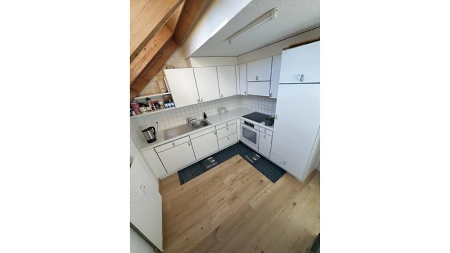 3 ROOM ATTIC APARTMENT IN KAUFDORF (BE), FURNISHED, TEMPORARY - Photo 4 of 9