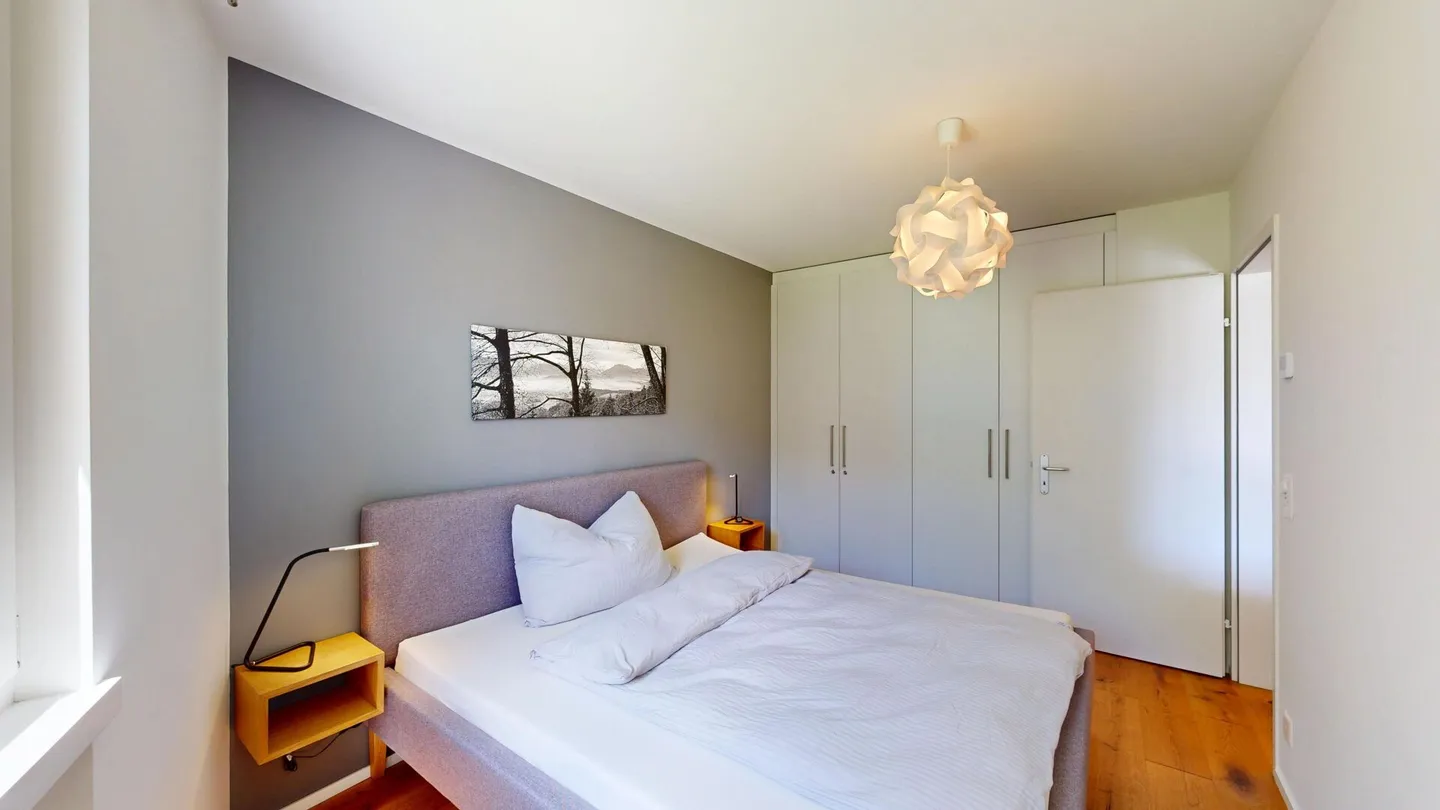 Moderne Wohnung mit grossem Sitzplatz - Foto 5 von 10