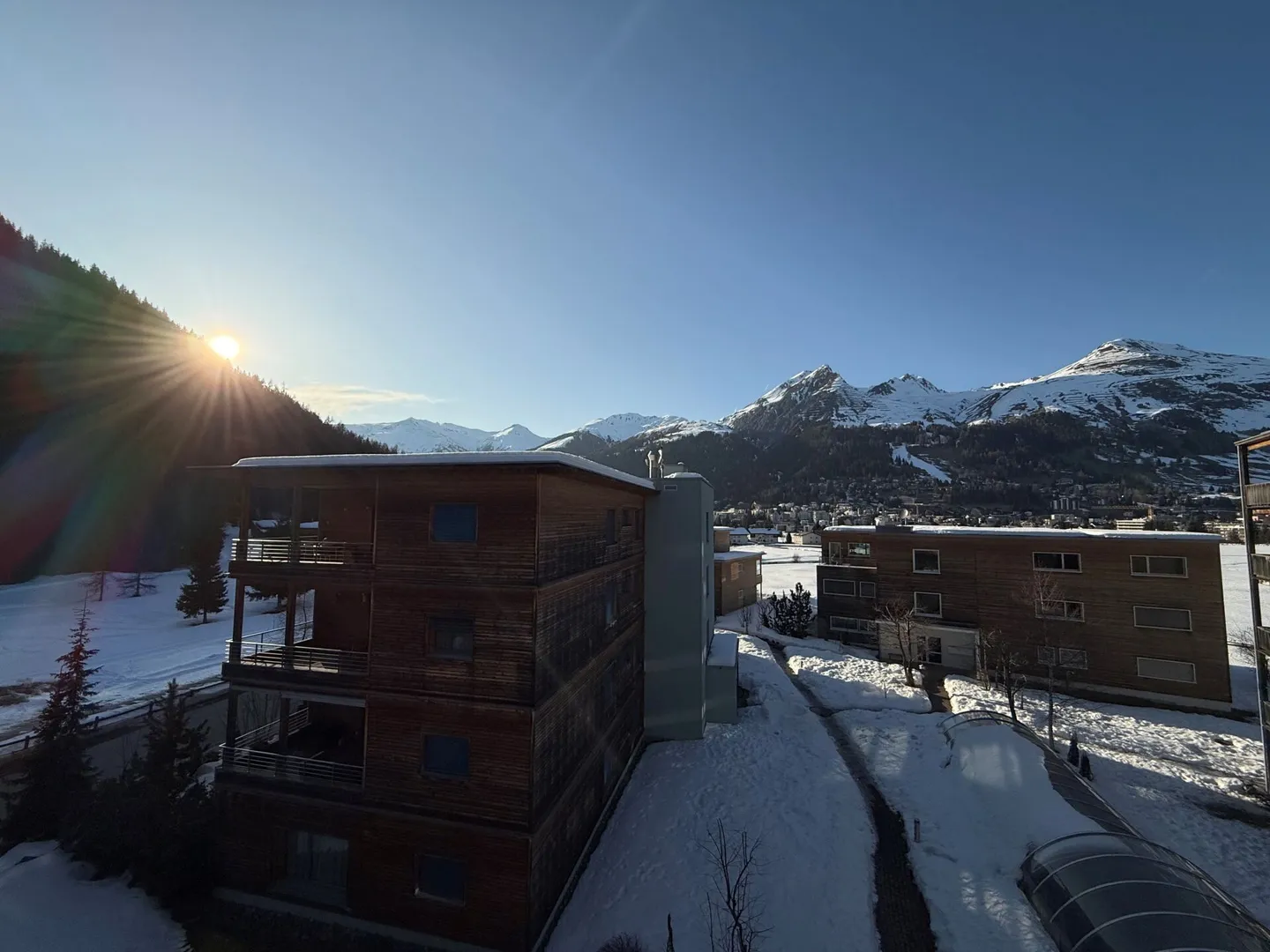 Beautiful Holiday Apartment in Davos - Photo 12 of 12