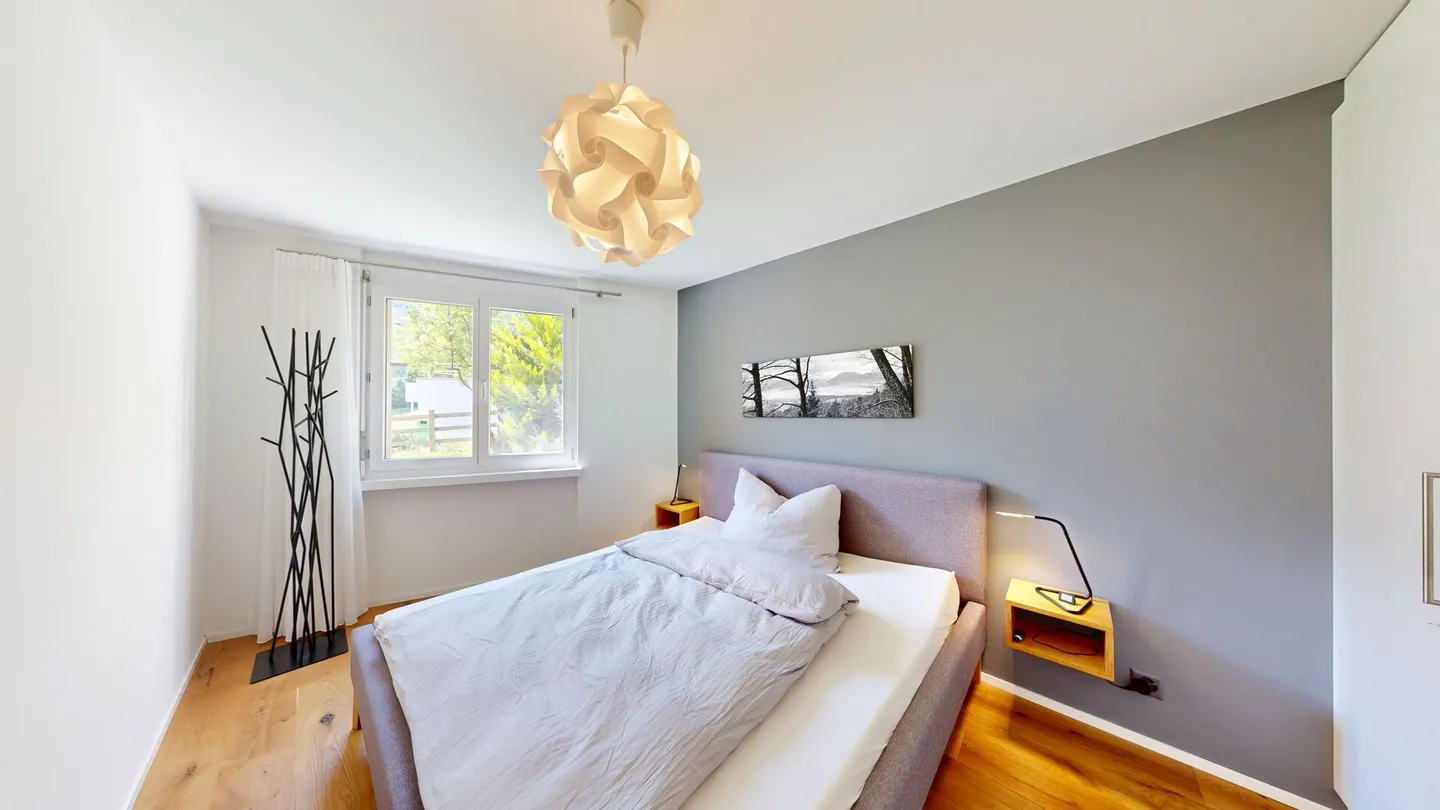Moderne Wohnung mit grossem Sitzplatz - Foto 6 von 10