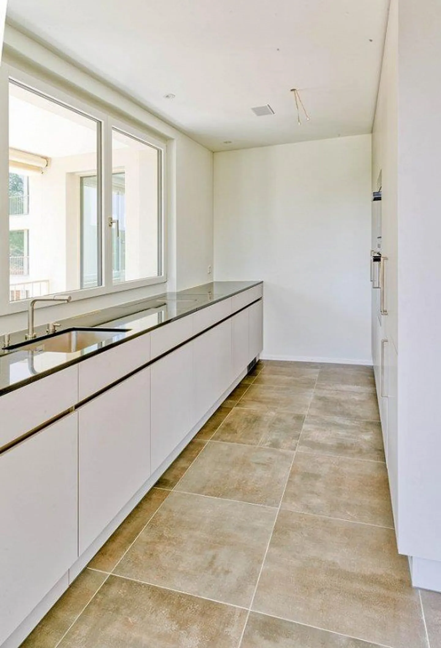 Modern 4.5-room apartment for rent in Liestal - Photo 12 of 19