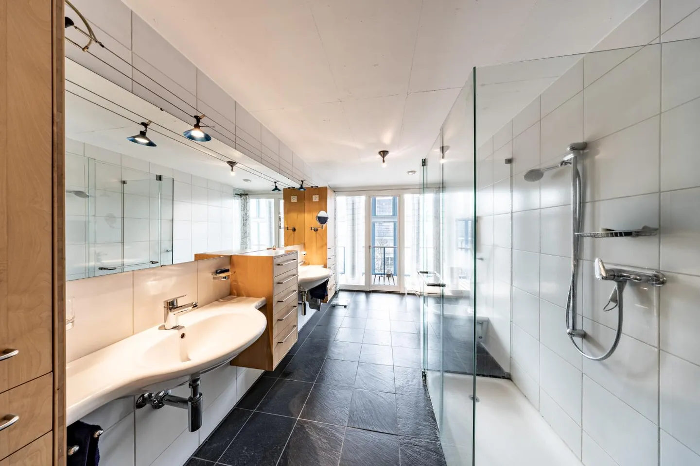 Comfort combined with sophistication and aesthetics - Photo 6 of 8