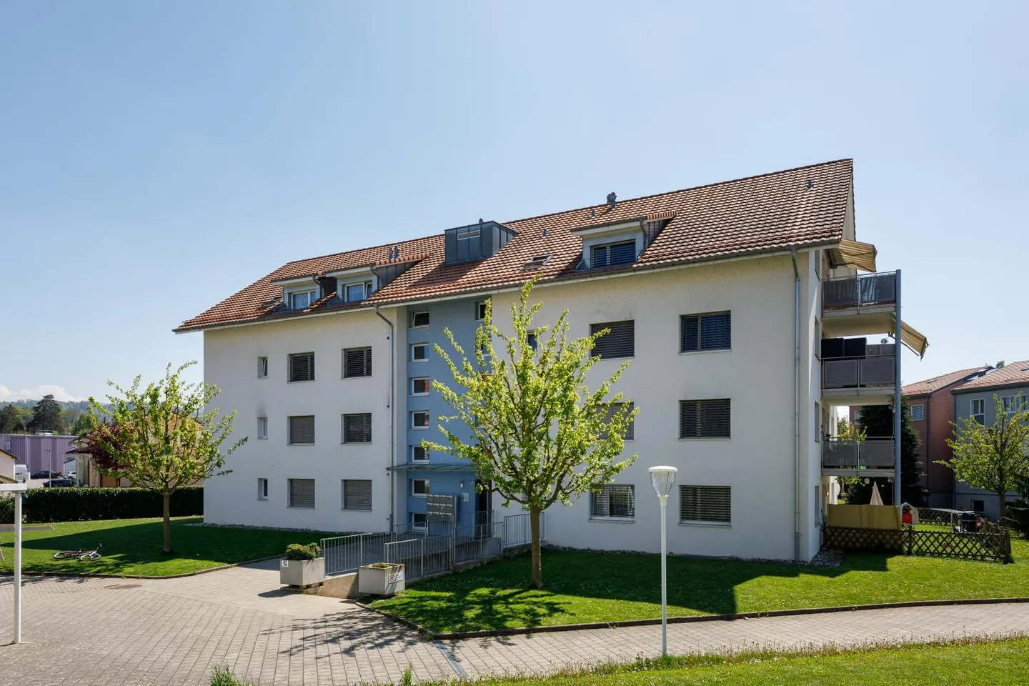 3.5 Room Apartment - Photo 2 of 3