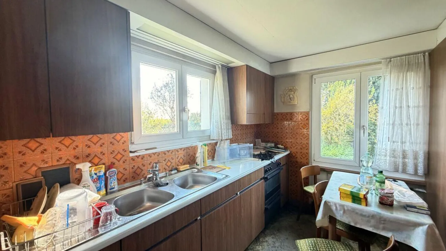 Are you interested in renovating a single-family home? - Photo 2 of 7