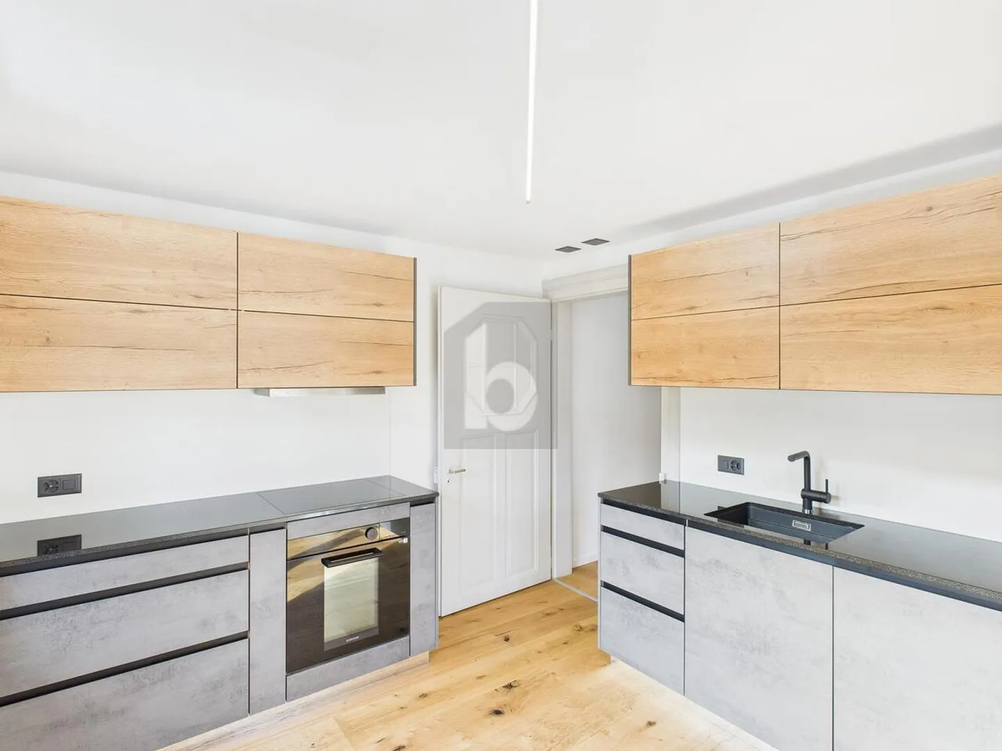 Apartment for rent - Photo 5 of 6