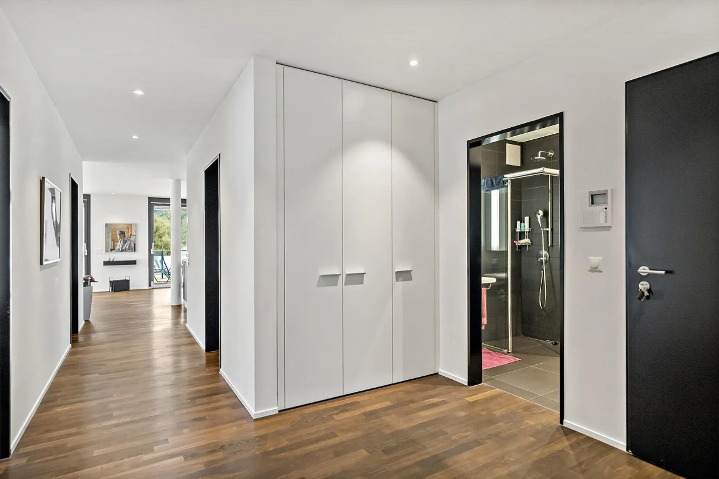 Living with lake view - Photo 10 of 13