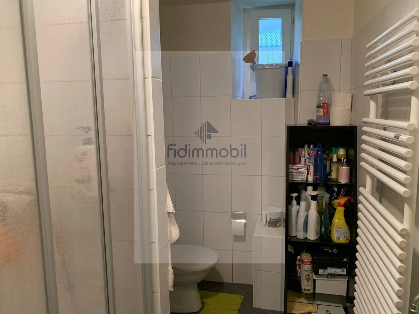 SCHÖNE WOHNUNG MIT BALKON IN DER NÄHE ALLER ANNEHMLICHKEITEN - Foto 5 von 5