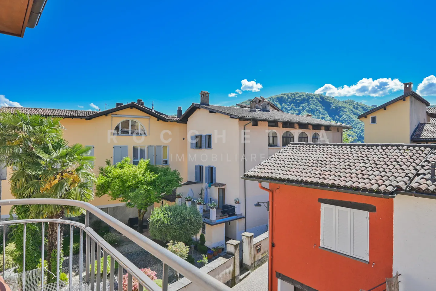 Mediterranean Elegance with Guest Apartment Steps from the Lake - Photo 8 of 17