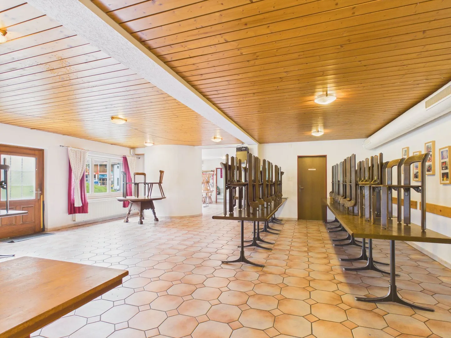 Grosszügiges Restaurant in Ederswiler - Foto 7 von 20