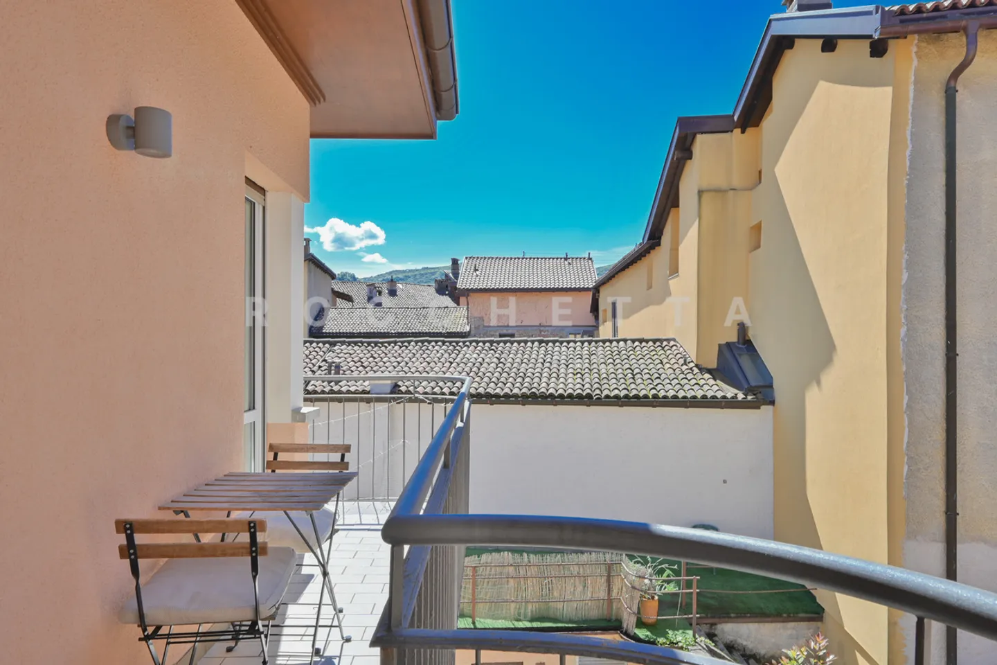 Mediterranean Elegance with Guest Apartment Steps from the Lake - Photo 9 of 17