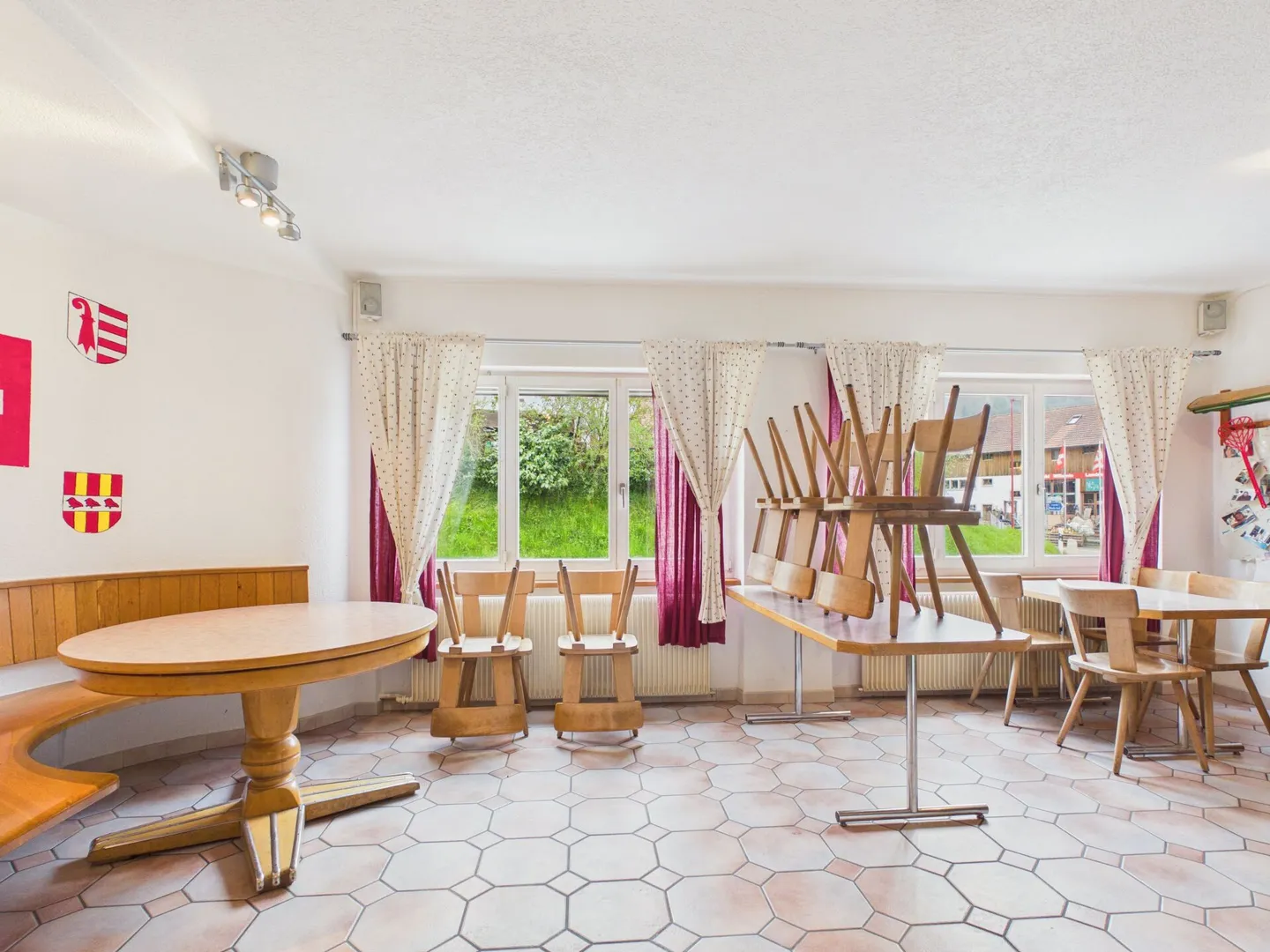 Grosszügiges Restaurant in Ederswiler - Foto 9 von 20