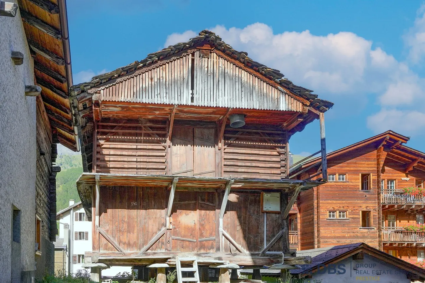Chalet for sale - Photo 7 of 7