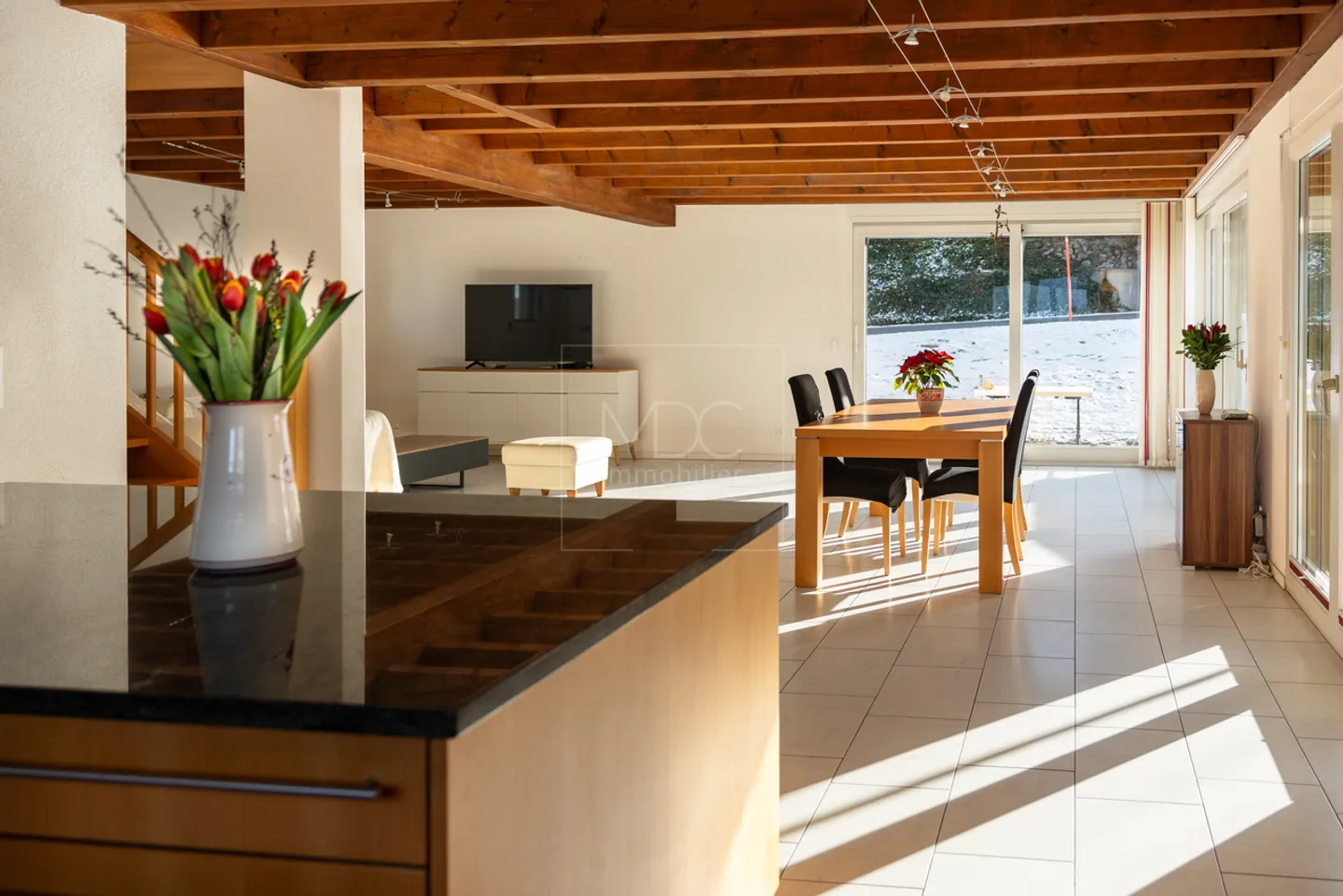 Spacious individual villa with independent studio in Farvagny - Photo 2 of 14