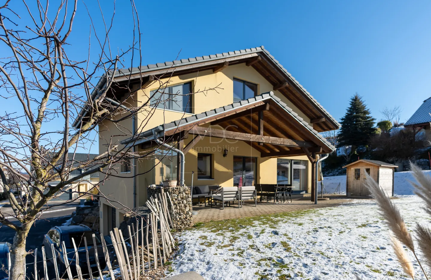 Spacious individual villa with independent studio in Farvagny - Photo 1 of 14