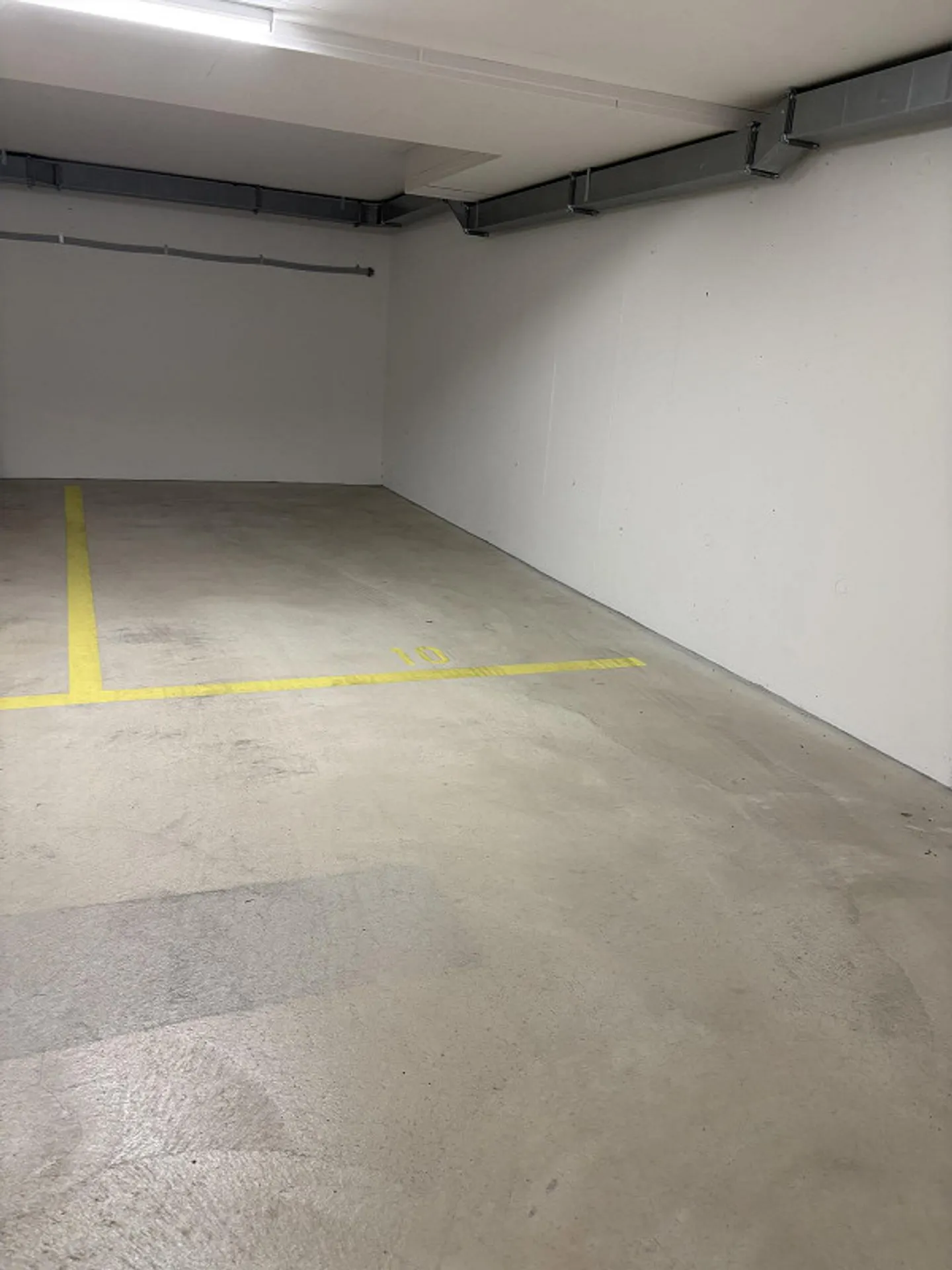 Parking in underground garage - Photo 1 of 1
