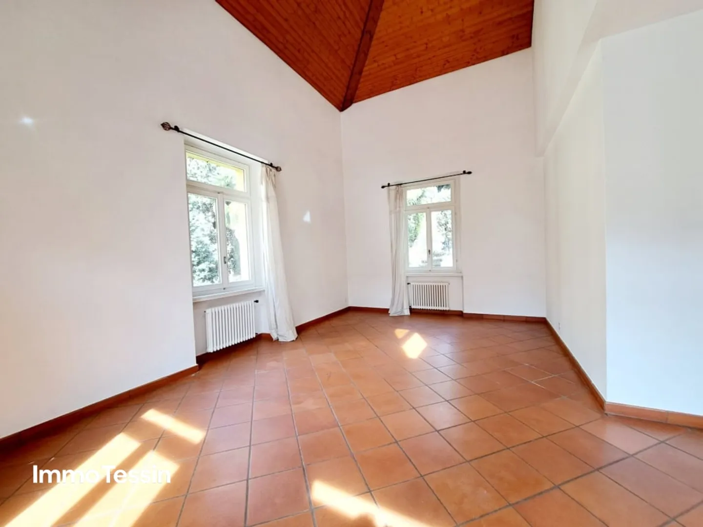 Attico lussuoso e stiloso in posizione privilegiata vicino alla famosa passeggiata di Lugano - Foto 7 di 13