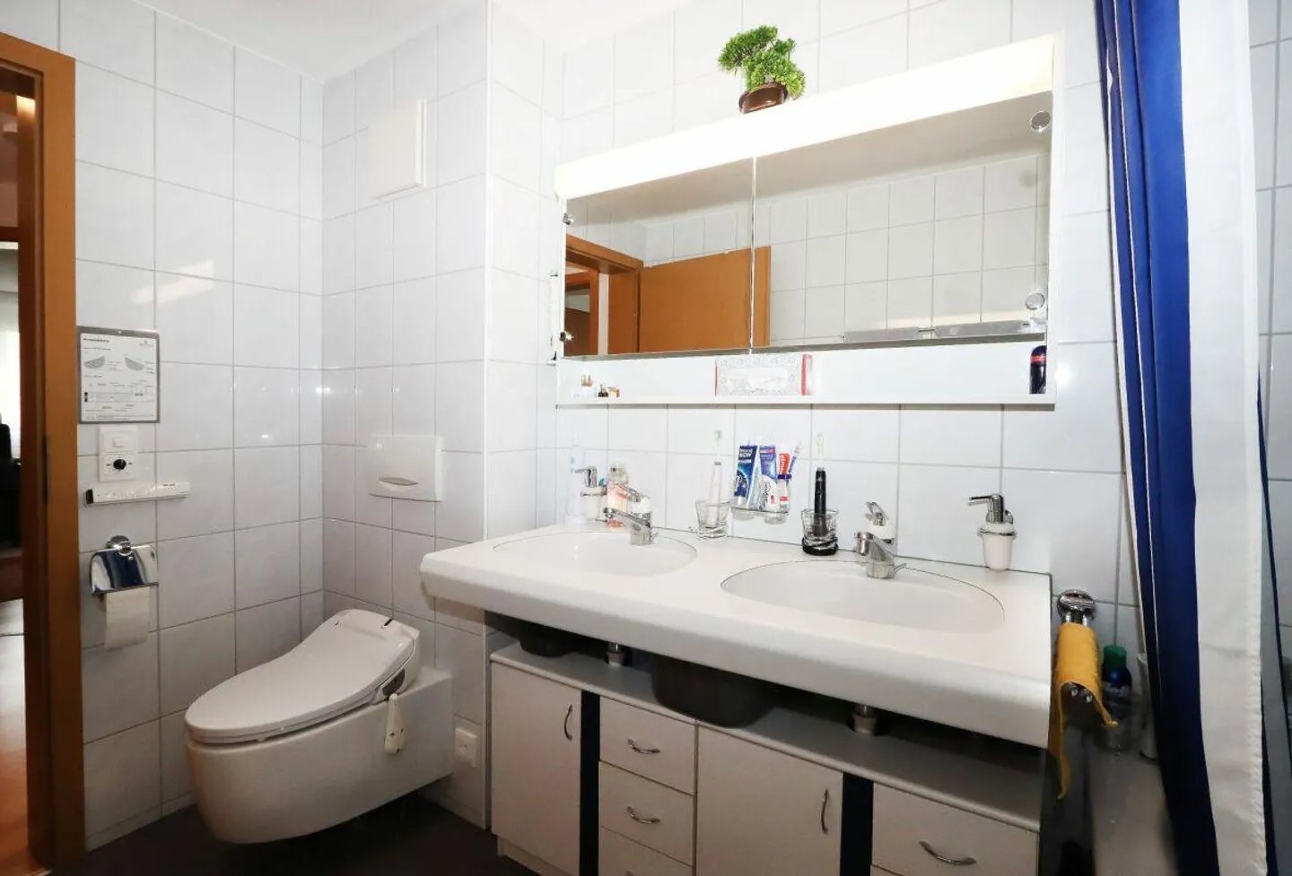 4.5-Zimmerwohnung mit Tiefgaragenplatz und Balkon an ruhiger Lage in Niederurnen - Foto 9 von 19