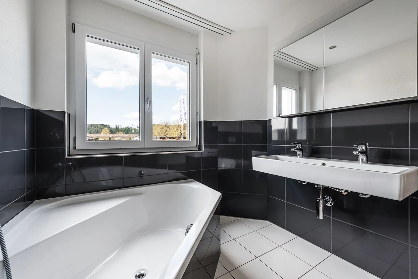 Appartement familial lumineux cherche de nouveaux locataires - Photo 5 sur 12