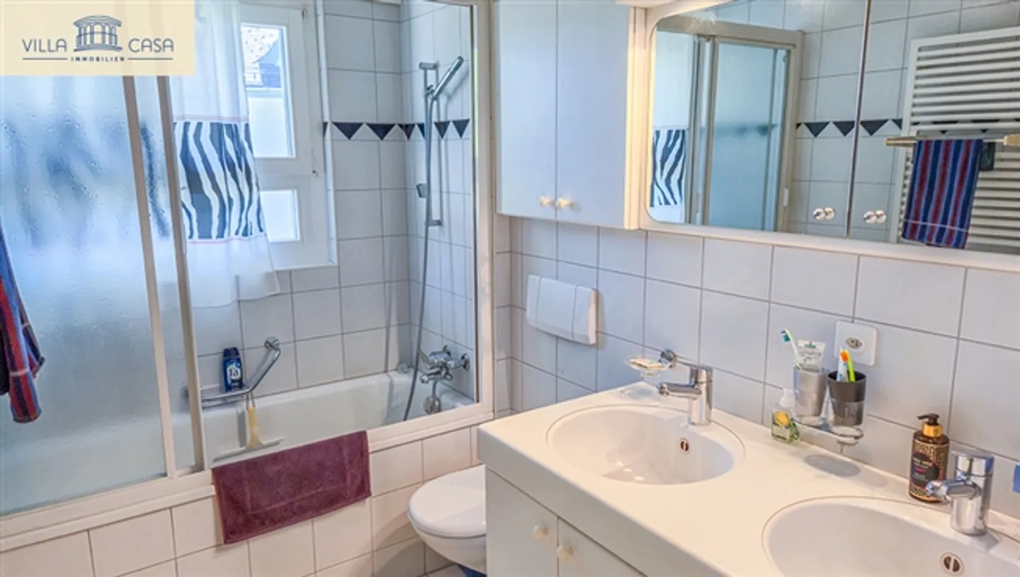 Light-flooded 4.5 room maisonette apartment in Spiez - Photo 15 of 20