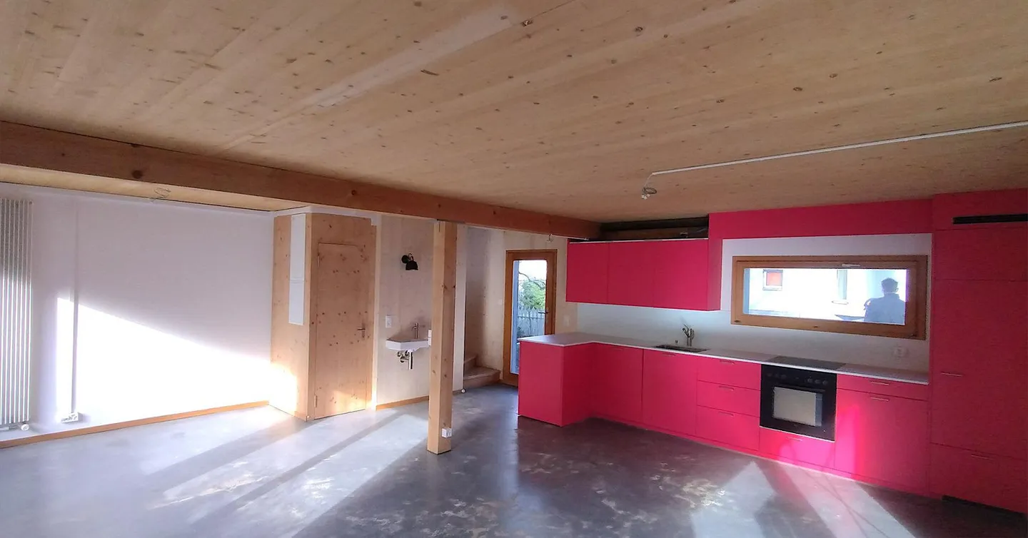 Appartamento duplex spazioso - Foto 2 di 11