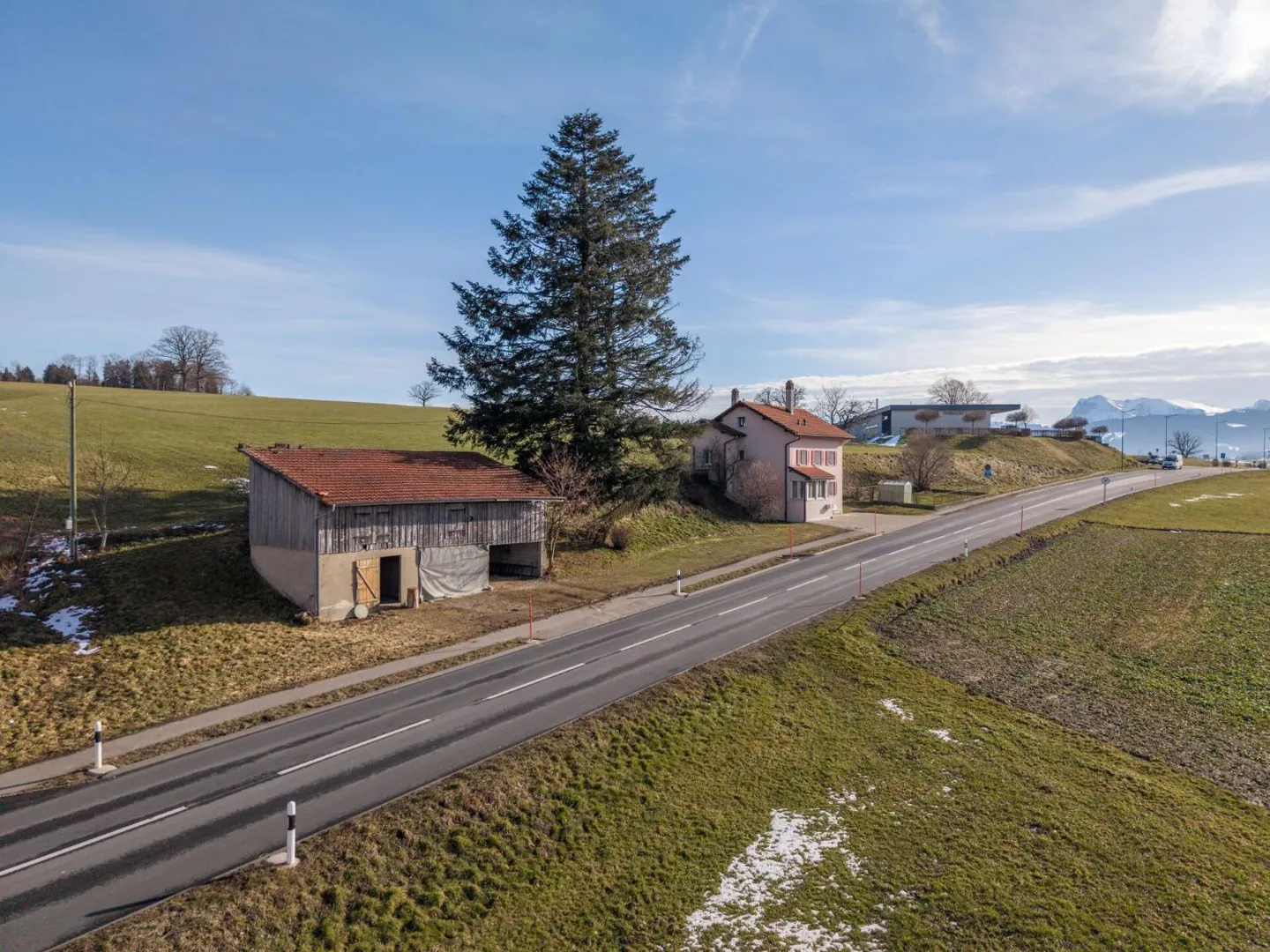 Casa con 2 appartamenti e annesso a Mézières - Foto 3 di 8