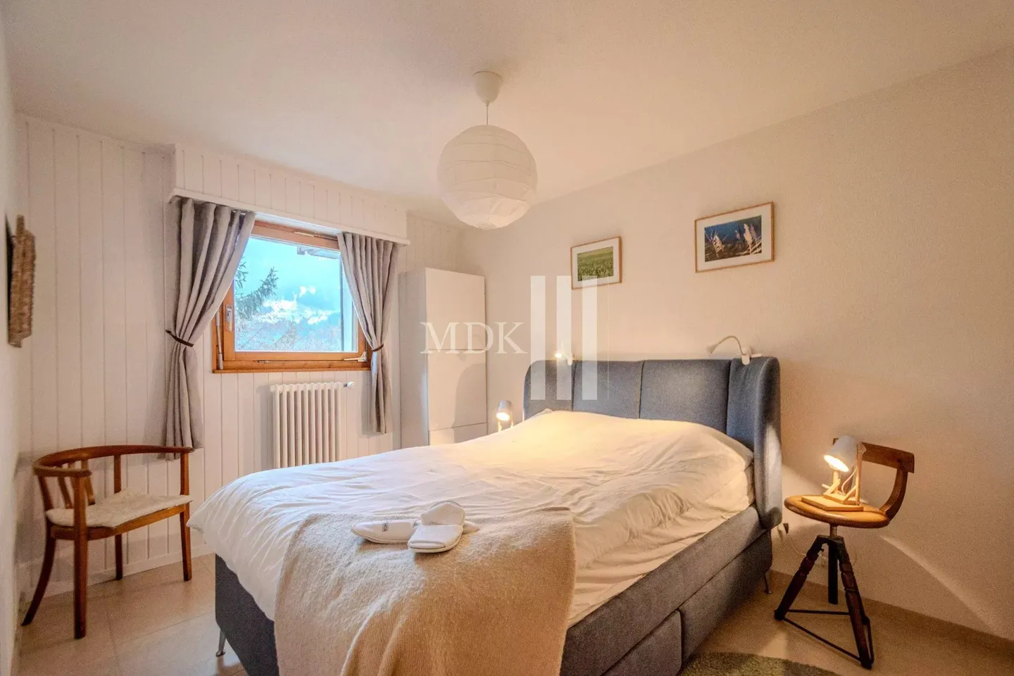 Charming Apartment with Mountain View - Photo 3 of 11