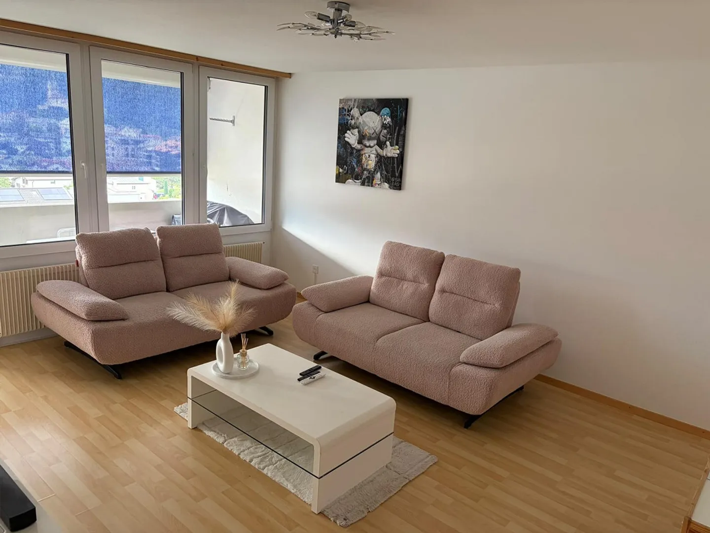 Charmantes Schweizer Chalet - Foto 1 von 6