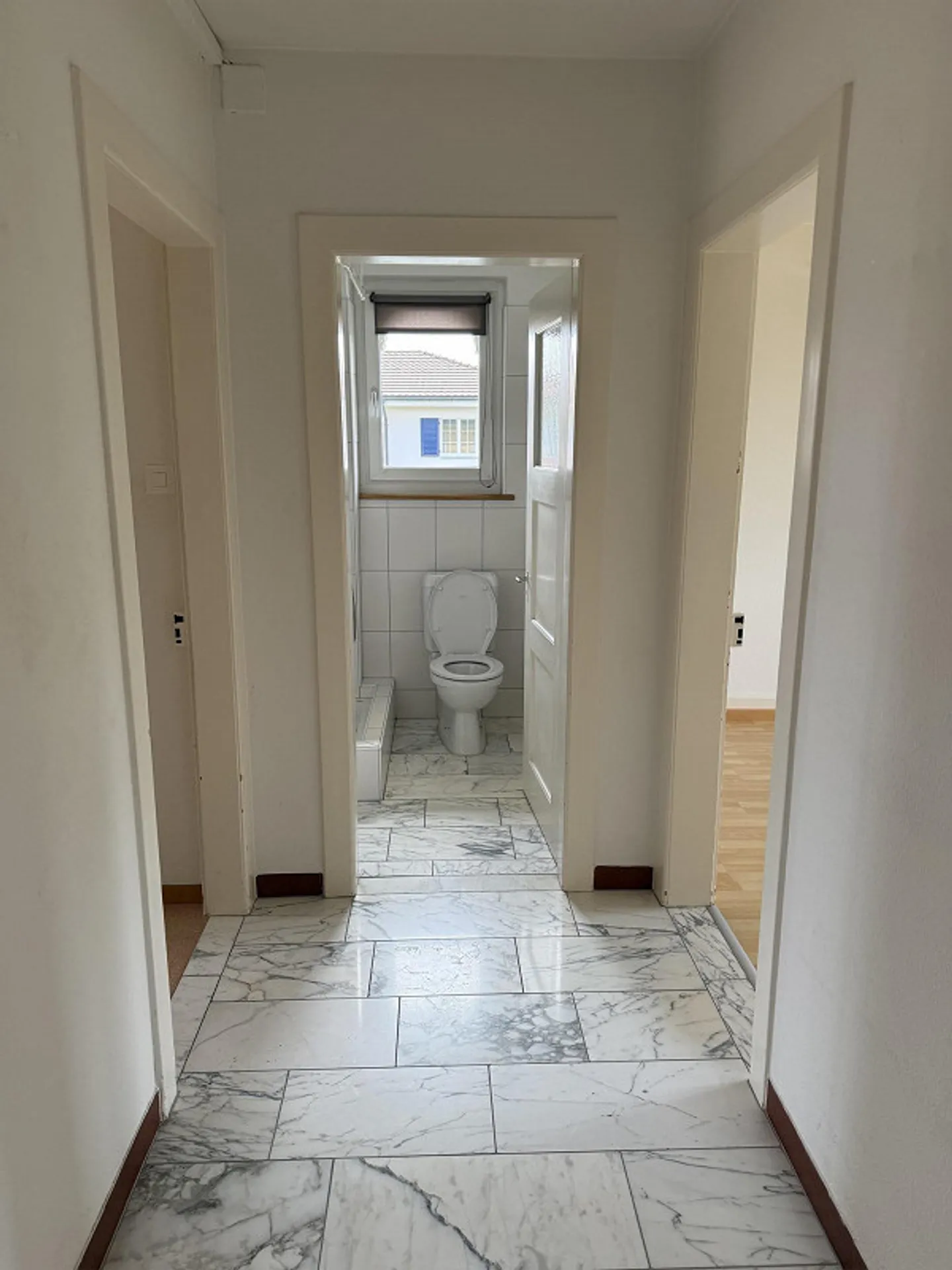 3 1/2 Room Apartment with Terrace - Photo 8 of 11