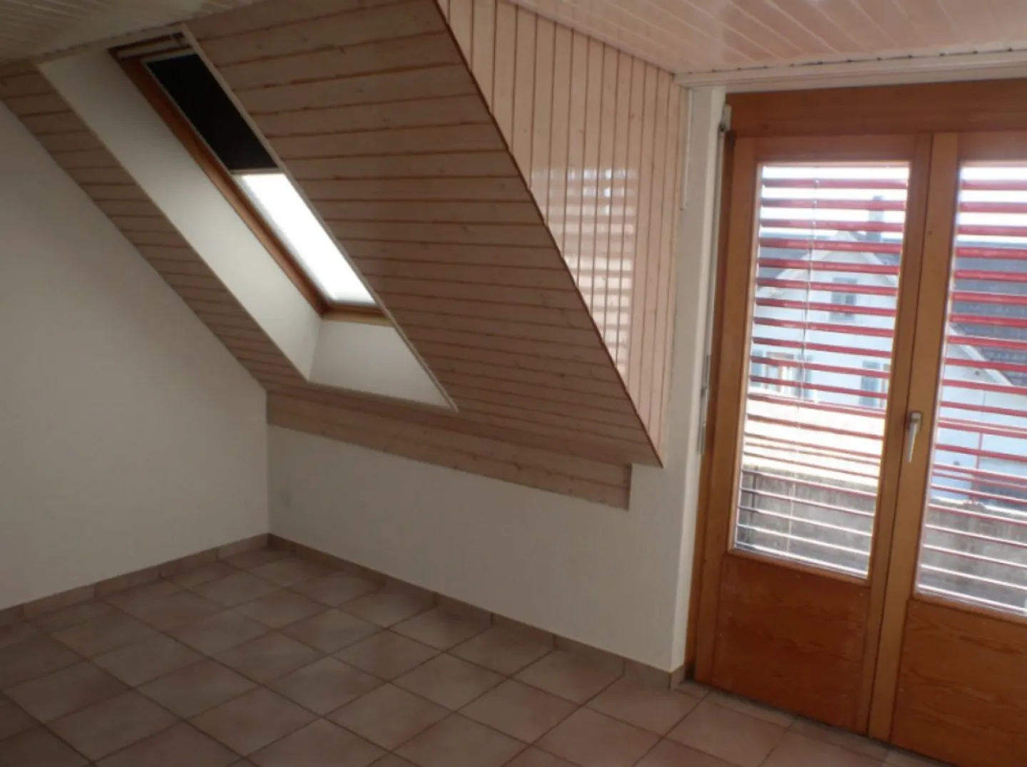 5.5 Zwhg im 2. OG - Foto 8 di 11