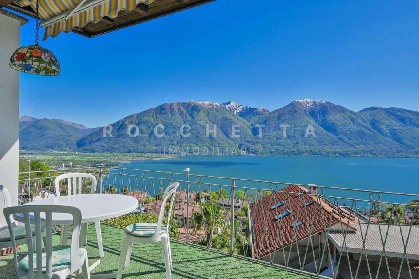 Villa Bifamiliare con fantastica vista sul Lago Maggiore - Foto 9 di 15