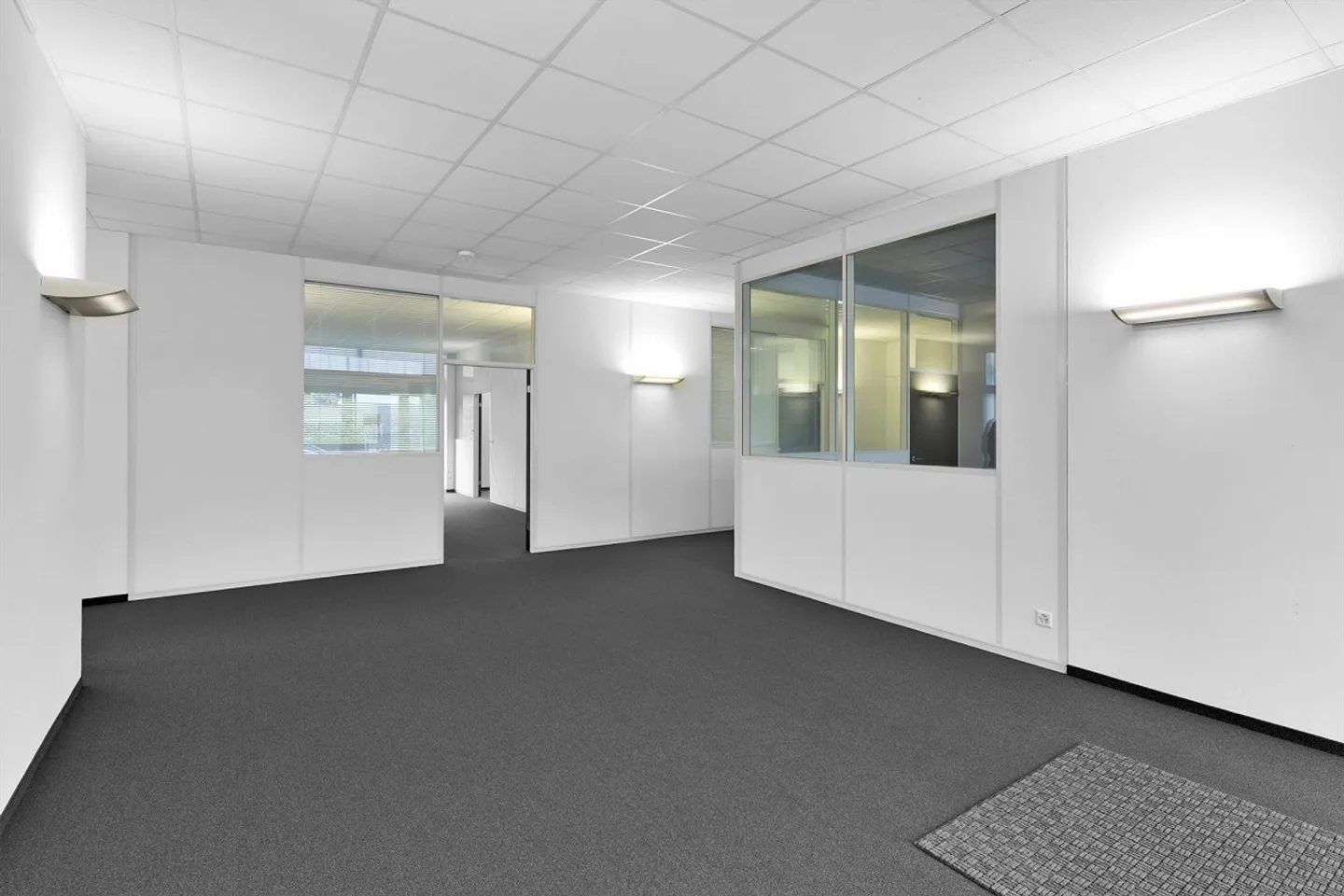 Lukrative Büro, Labor- und Gewerberäume zu mieten - Foto 9 von 13