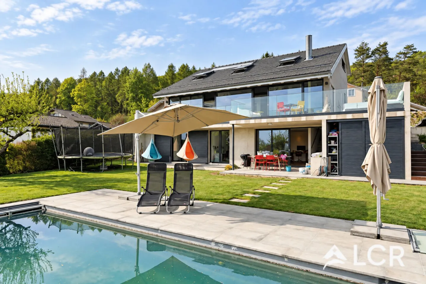 Casa Architettonica con Vista Lago - Foto 1 di 12